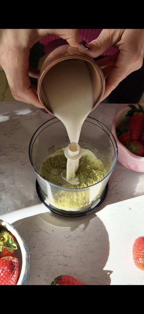 Unimos matcha y leche vegetal