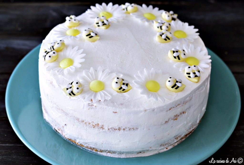 Tarta de primavera con abejitas