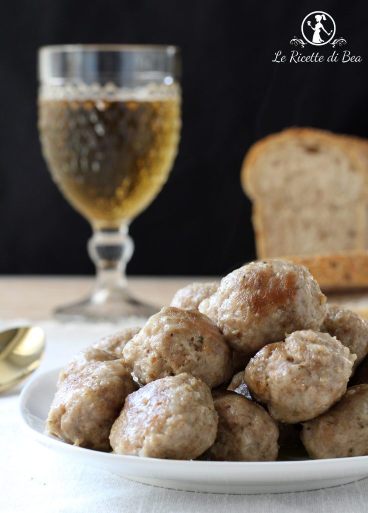 albóndigas a la cerveza en sartén