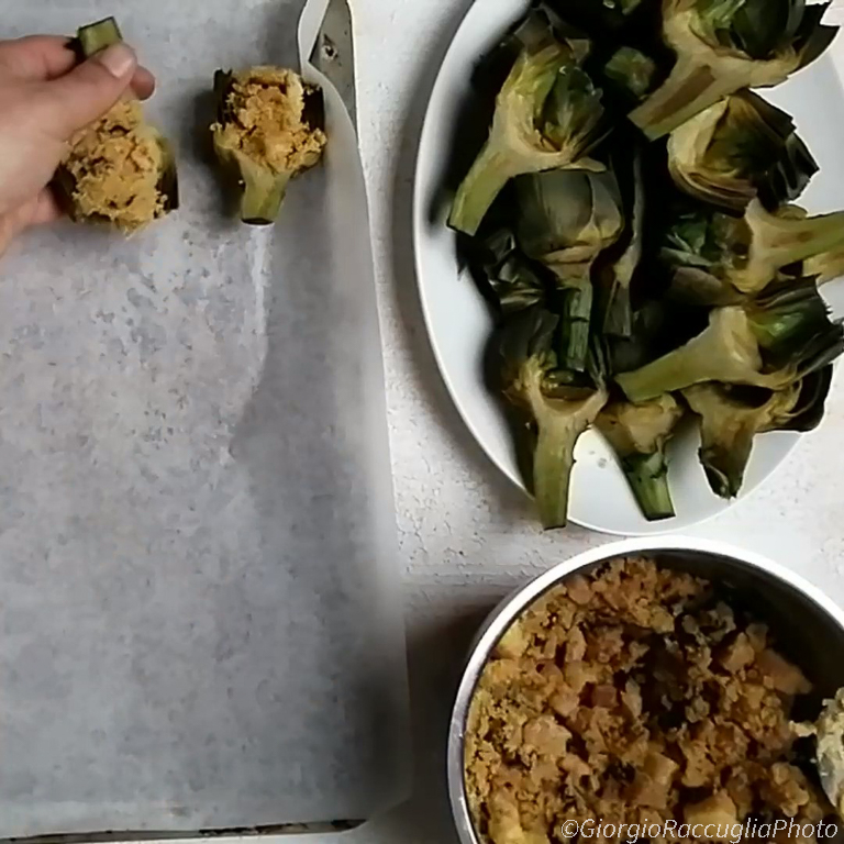 alcachofas rellenas al horno