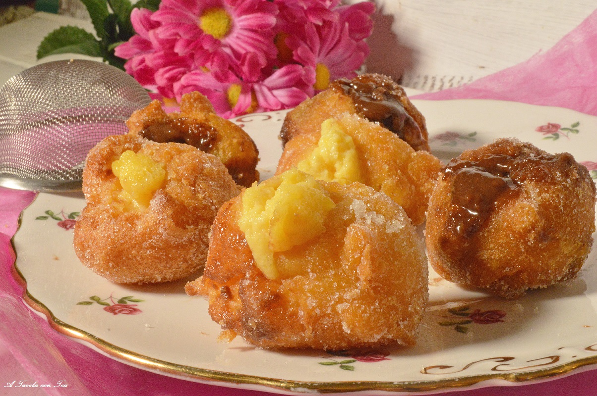 BUÑUELOS RELLENOS DE CREMA o CASTAGNOLE