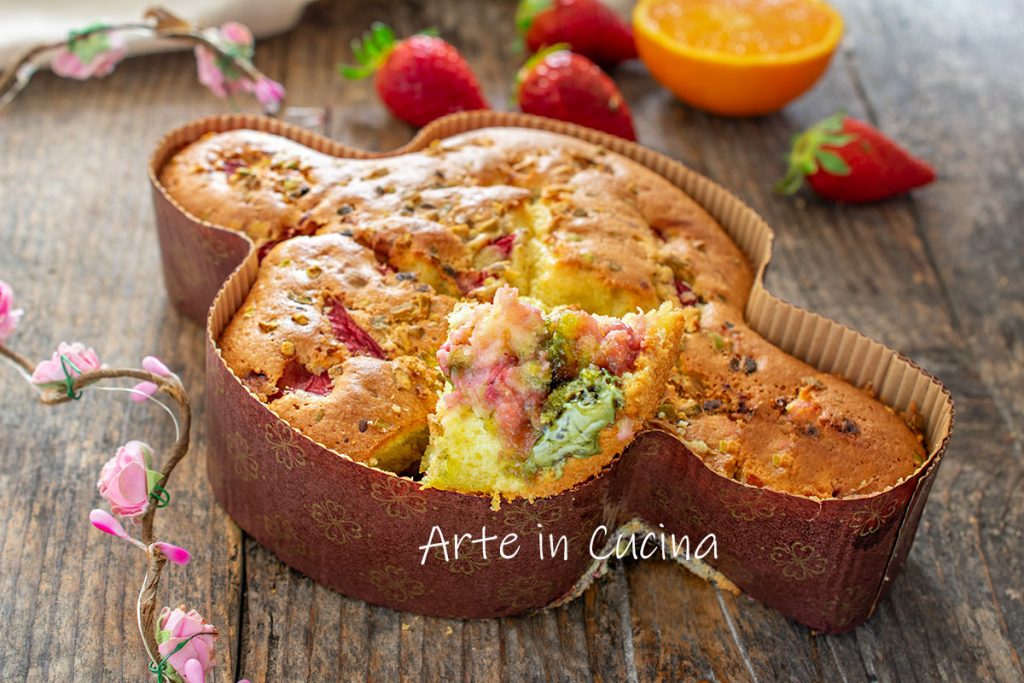 Colomba rápida de fresas y pistacho