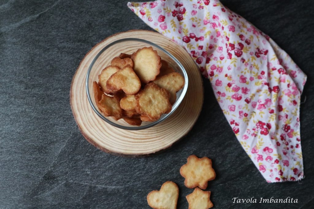 Biscottini salati per aperitivo