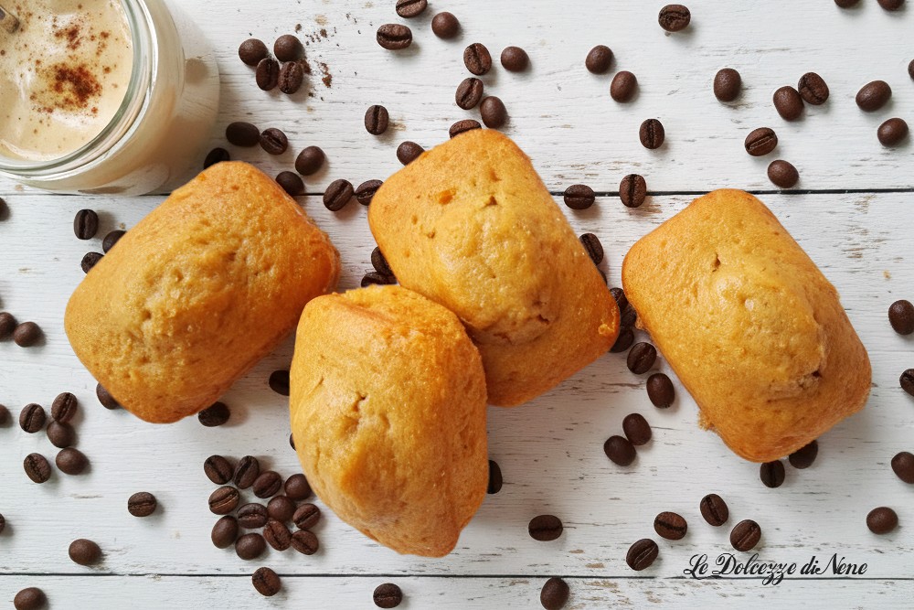 MINI PLUMCAKE DE YOGUR Y CAFÉ