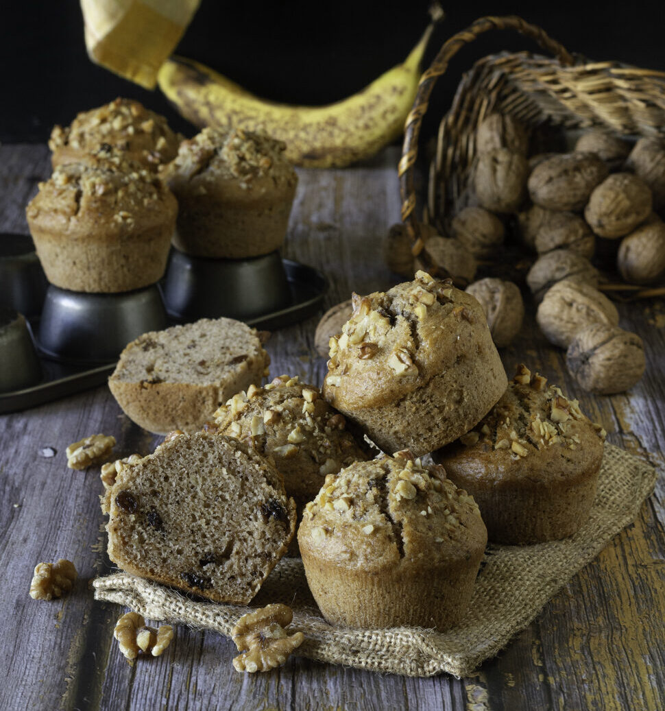Muffins de plátano, nueces y pasas