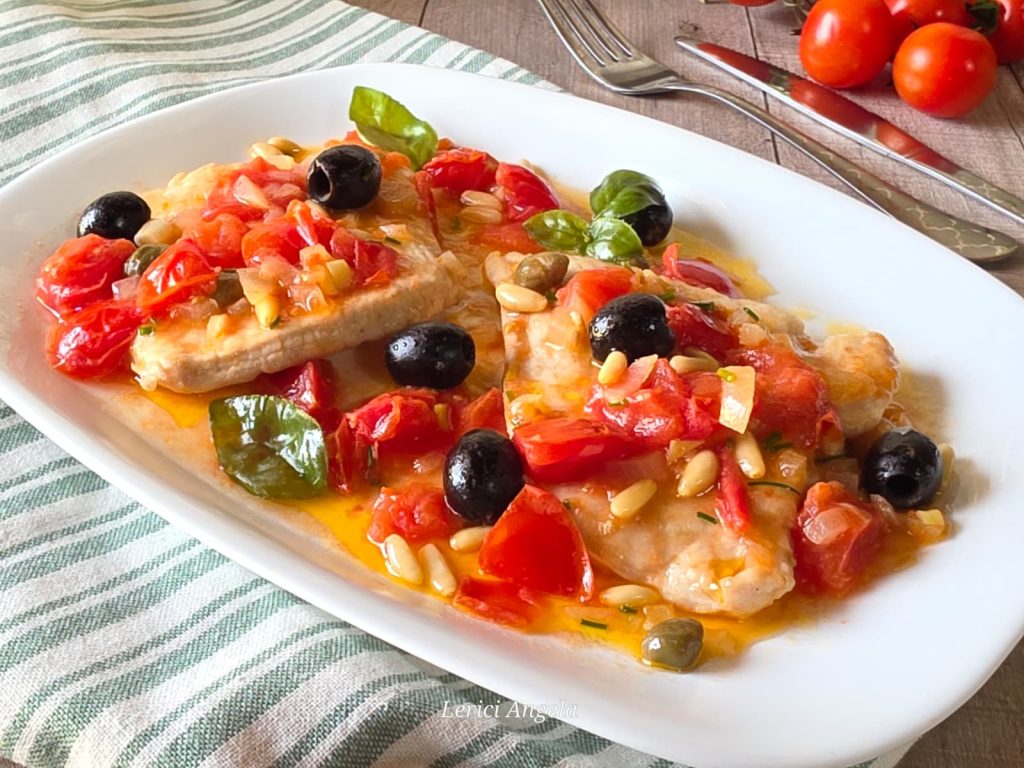 Pechuga de pollo a la mediterránea - Receta jugosa y rápida