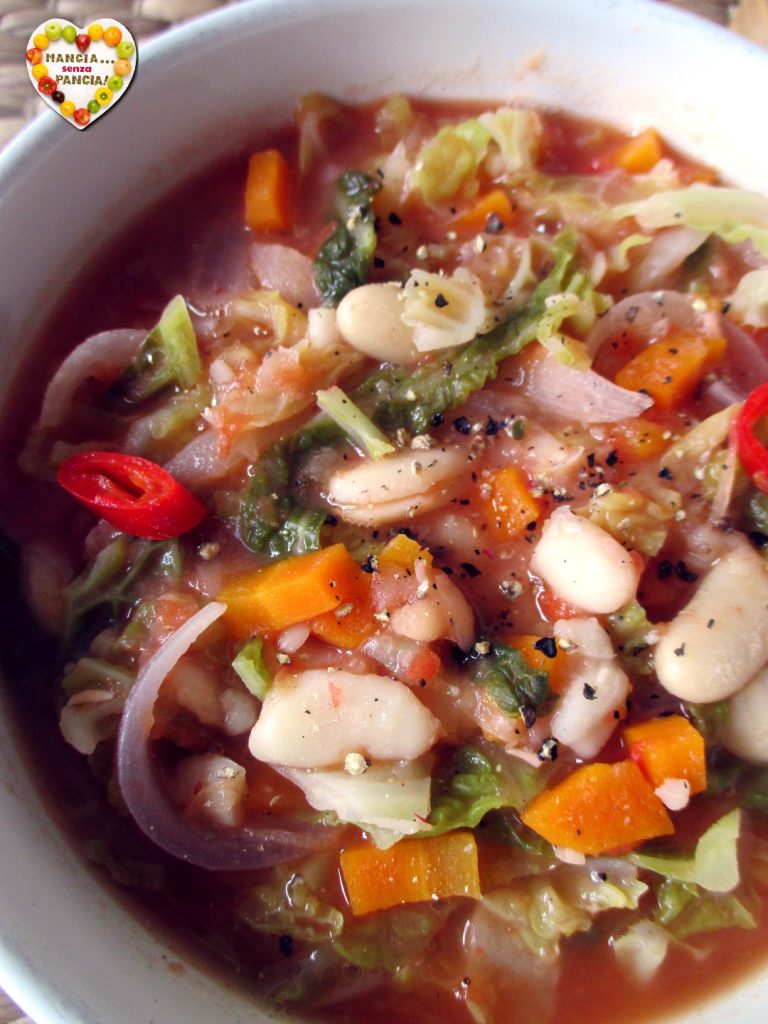 Sopa de repollo (verza) y alubias, Mangia senza Pancia