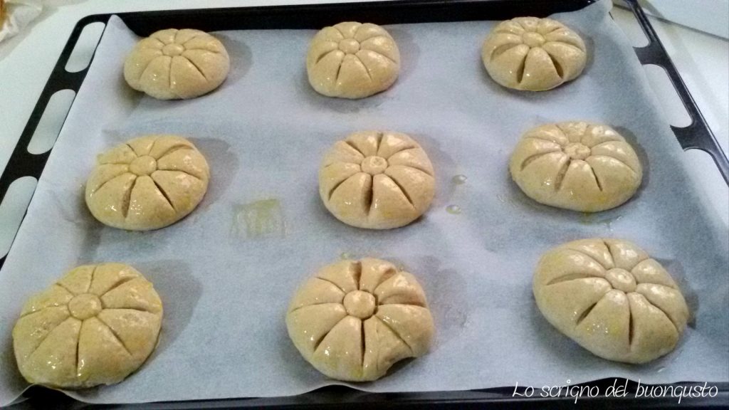 Rosetas con harina de trigo duro negro de las Madonie