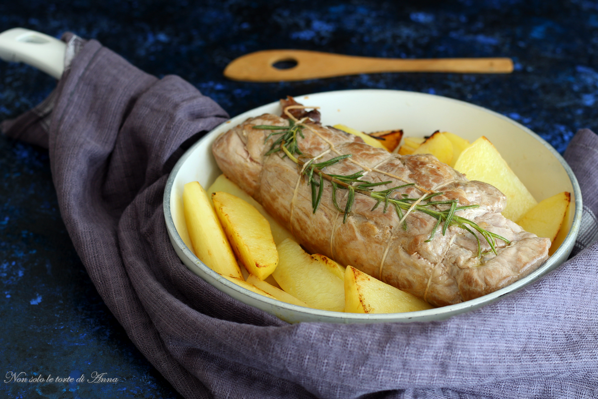 Solomillo de cerdo en sartén con patatas