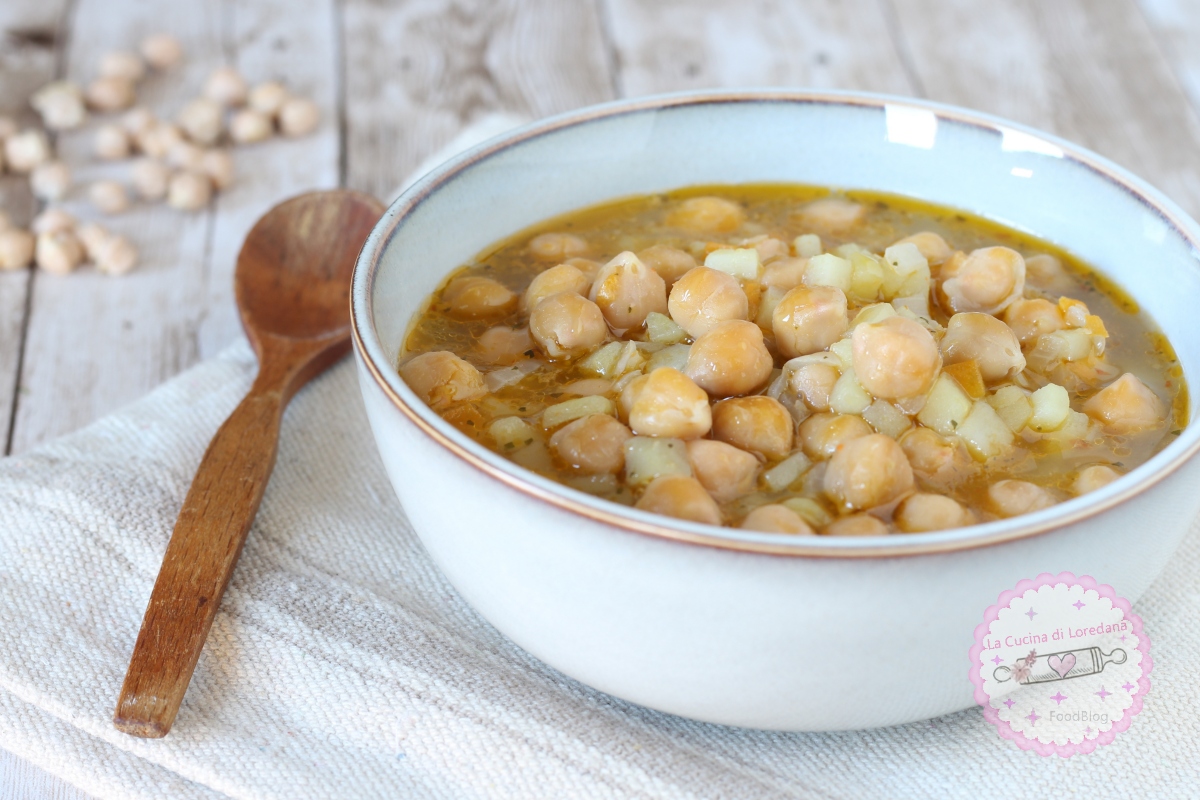 SOPA DE GARBANZOS Y PATATAS la receta para los días más fríos