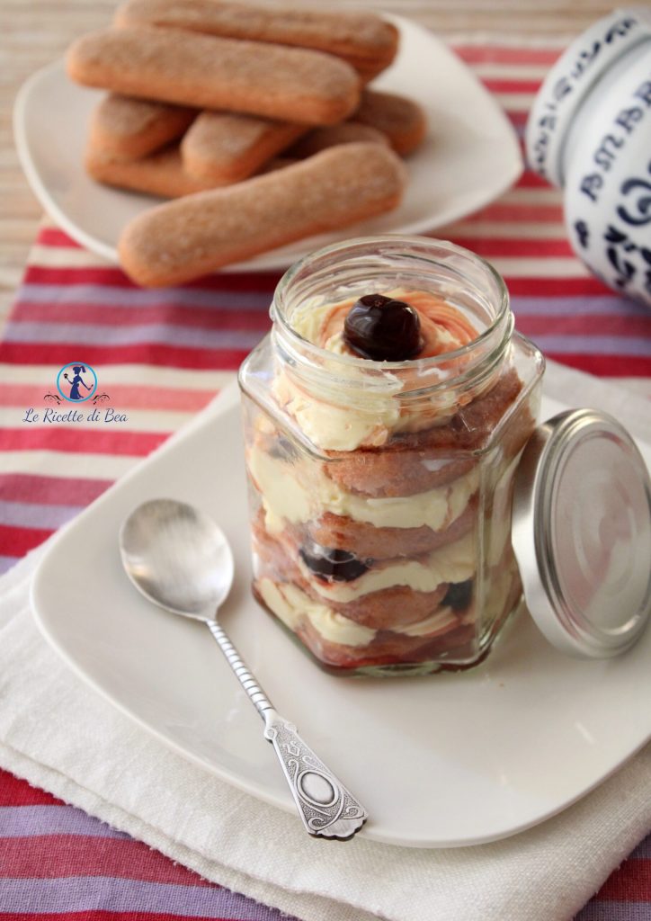 postre sin nata con guindas Fabbri 1905