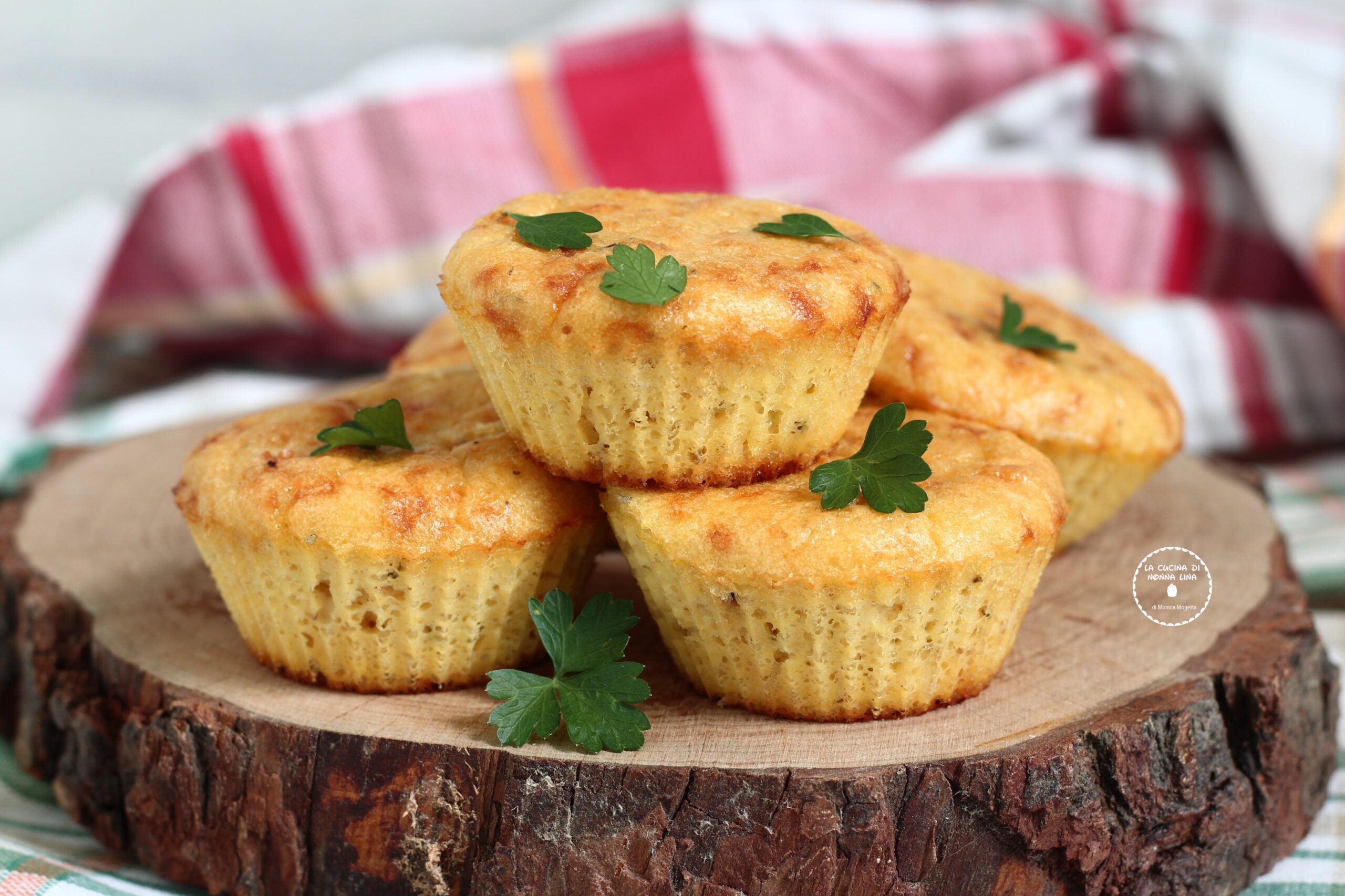Muffins cetogênicos salgados