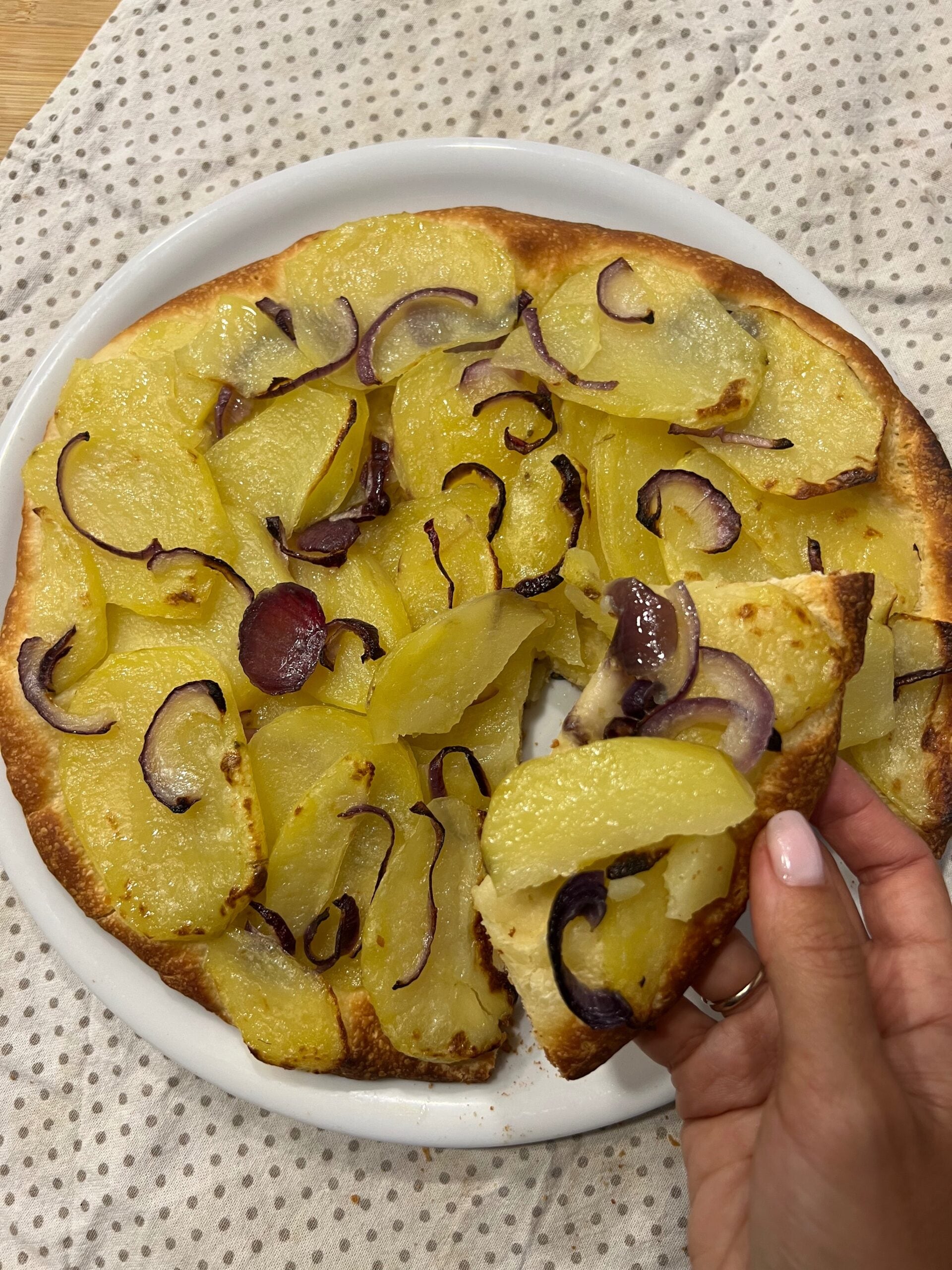 Pizza de batata e cebola