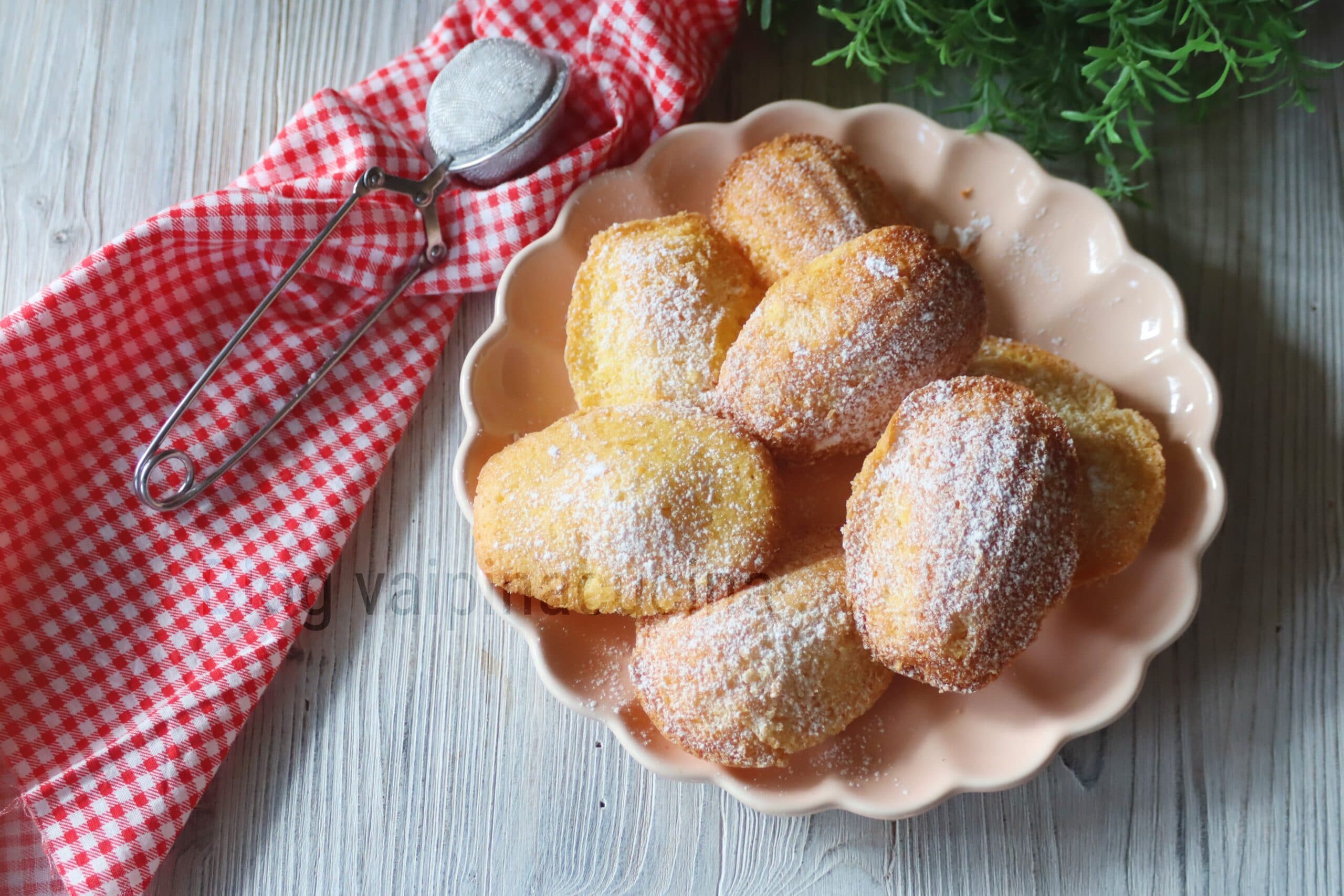 Madeleine com aroma de laranja