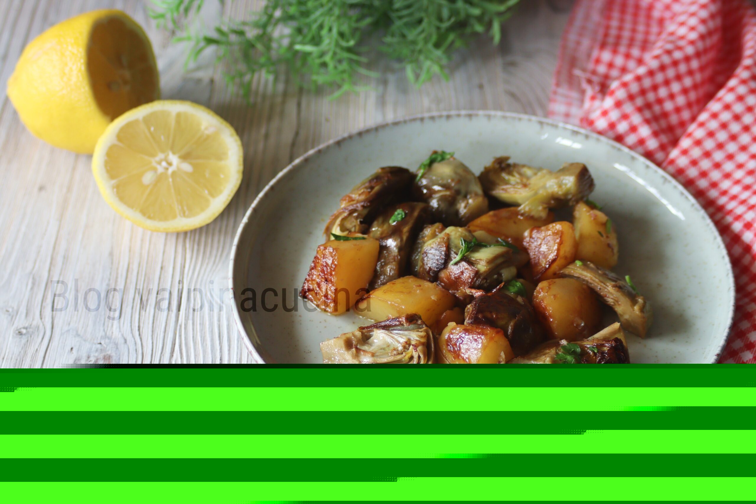 Acompanhamento de alcachofras e batatas