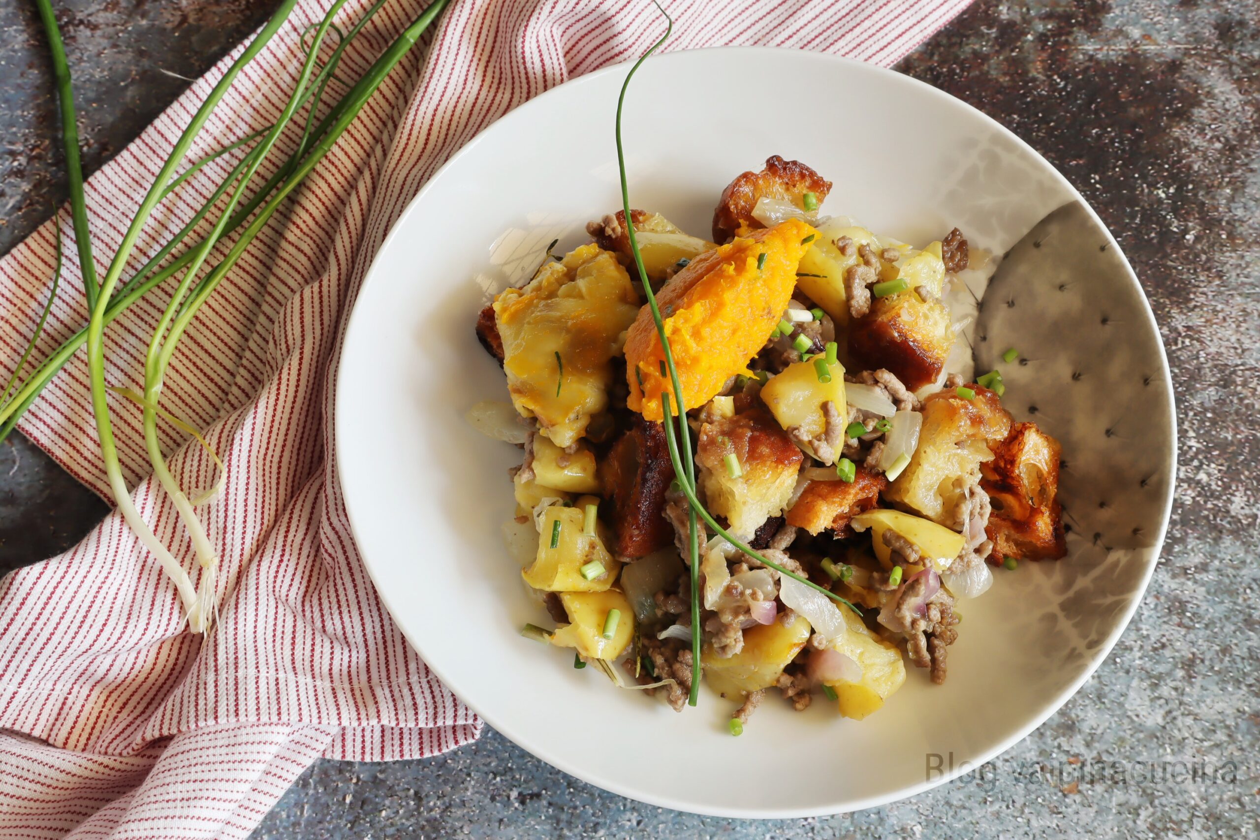 Ensopado de carne e legumes