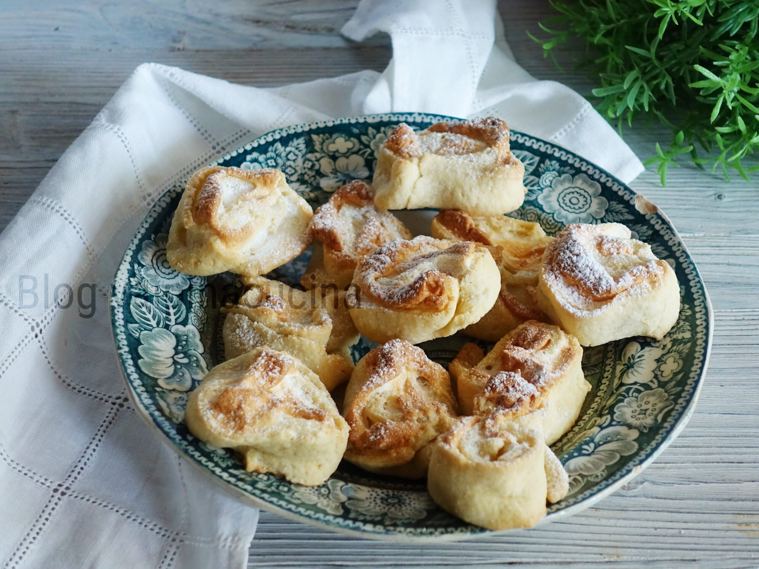 Biscoitos de massa recheados