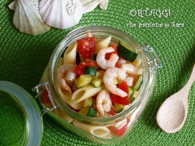Massa fria camarões tomates abobrinhas Ortaggi que passione by Sara