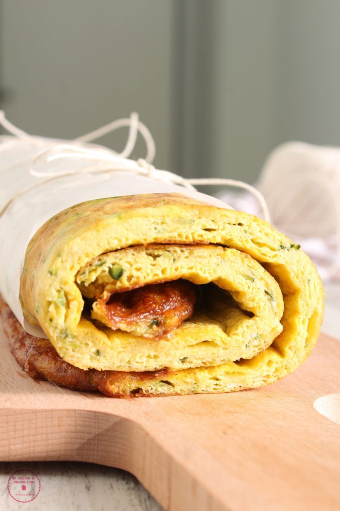 Rolo de omelete para rechear