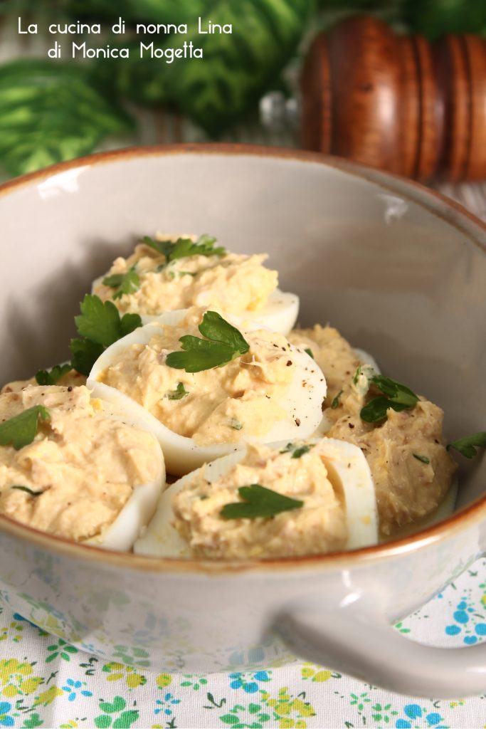 Ovos com molho de atum light
