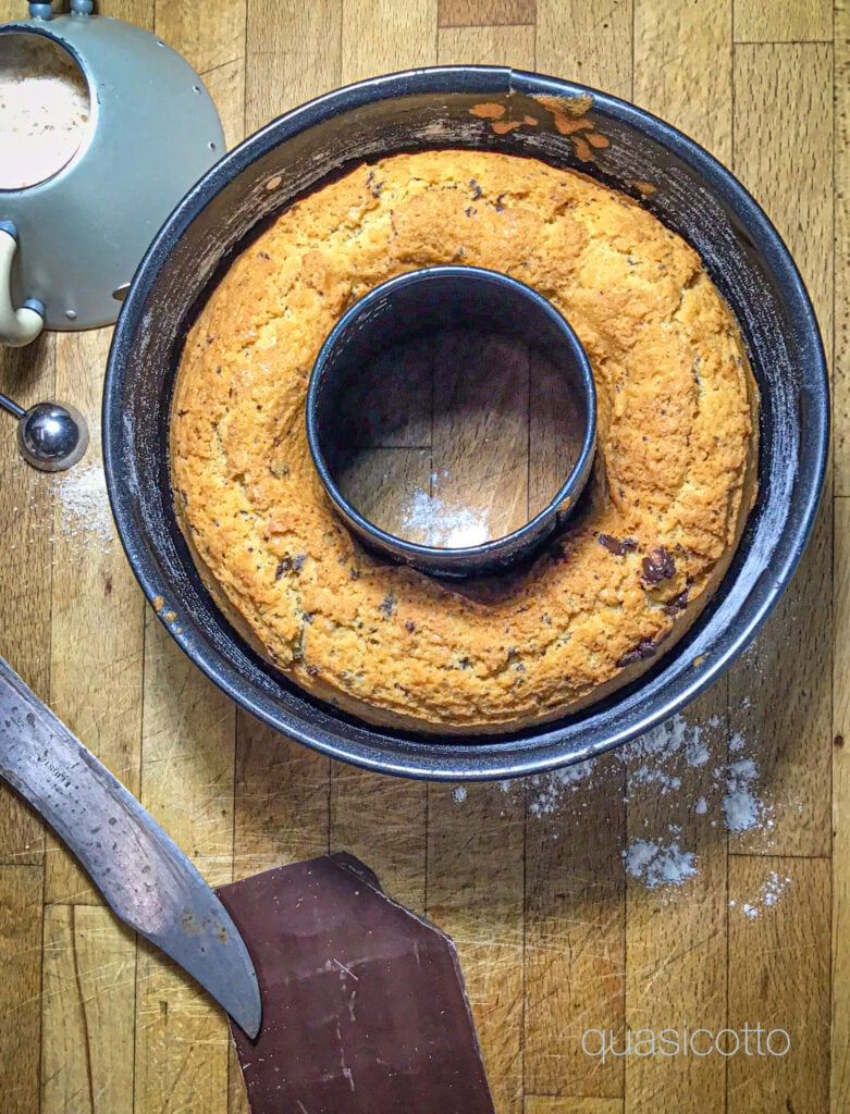 Rosquinha de café e chocolate na fritadeira a ar