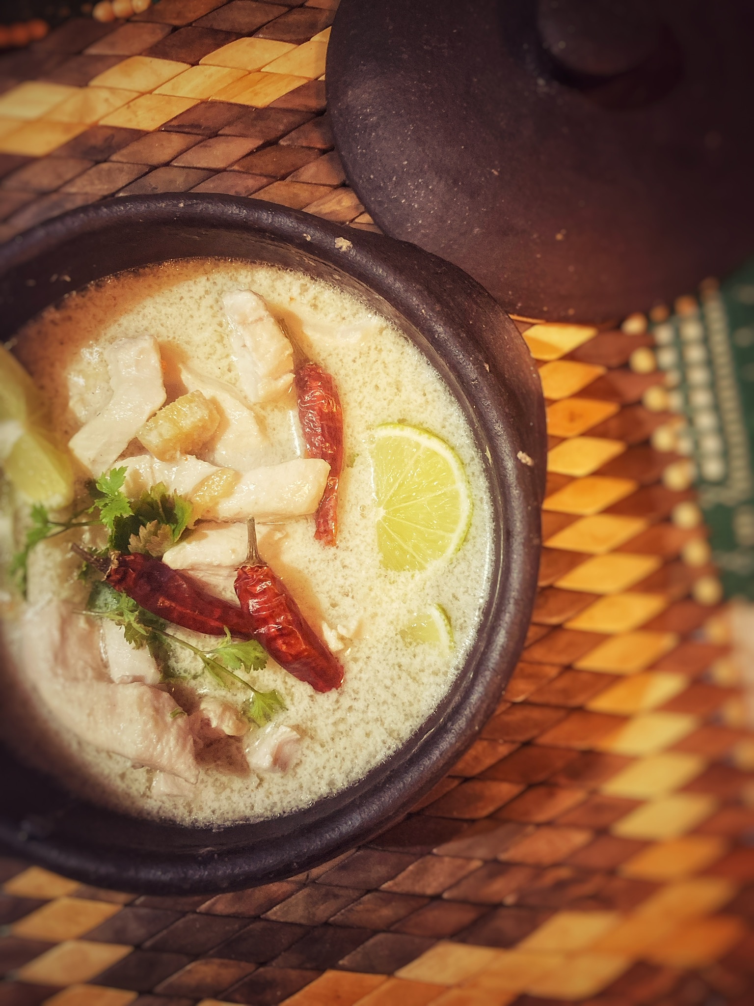 Tom Kha Gai (Tailândia)
