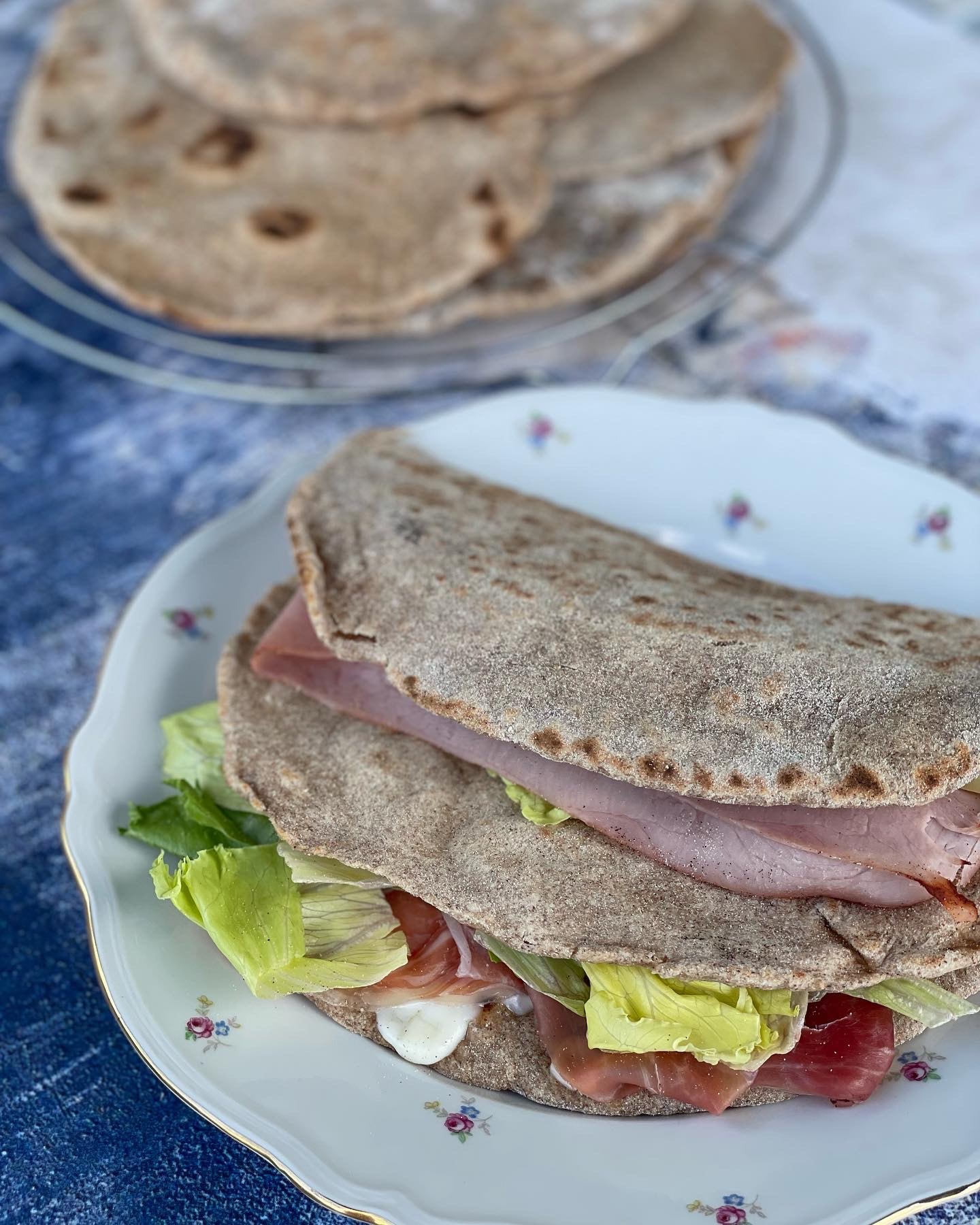 Piadina Integral com excesso de fermento natural