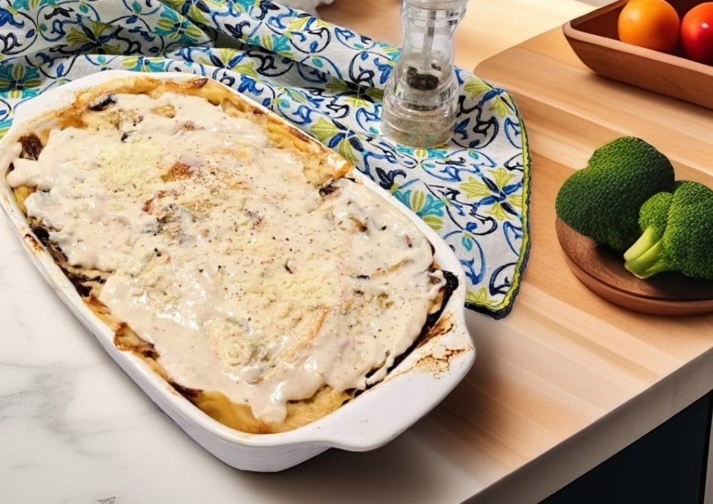 Lasanha com radicchio, repolho e linguiça