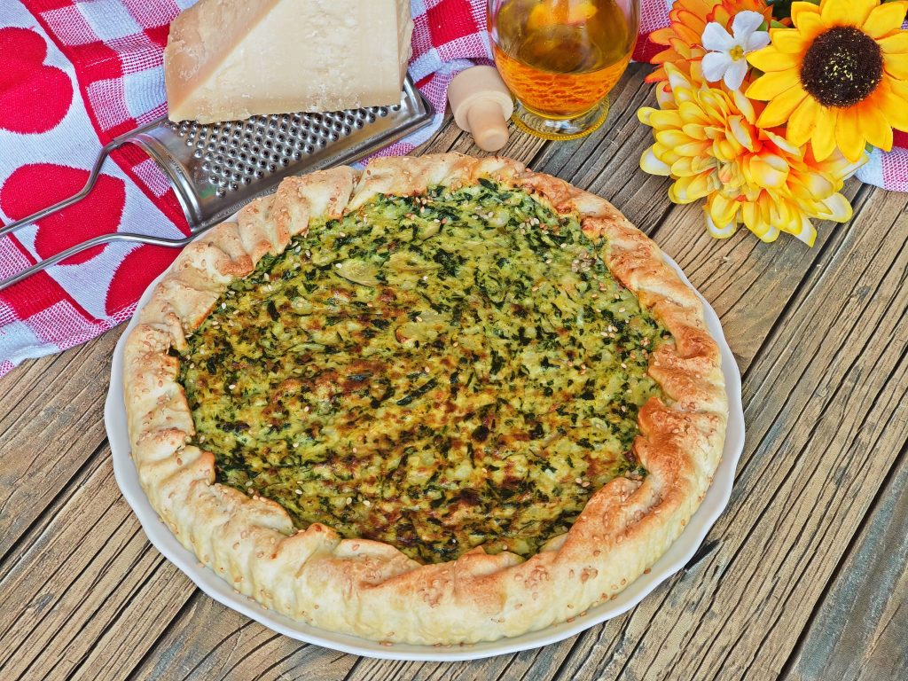 Torta salgada com espinafre e batatas