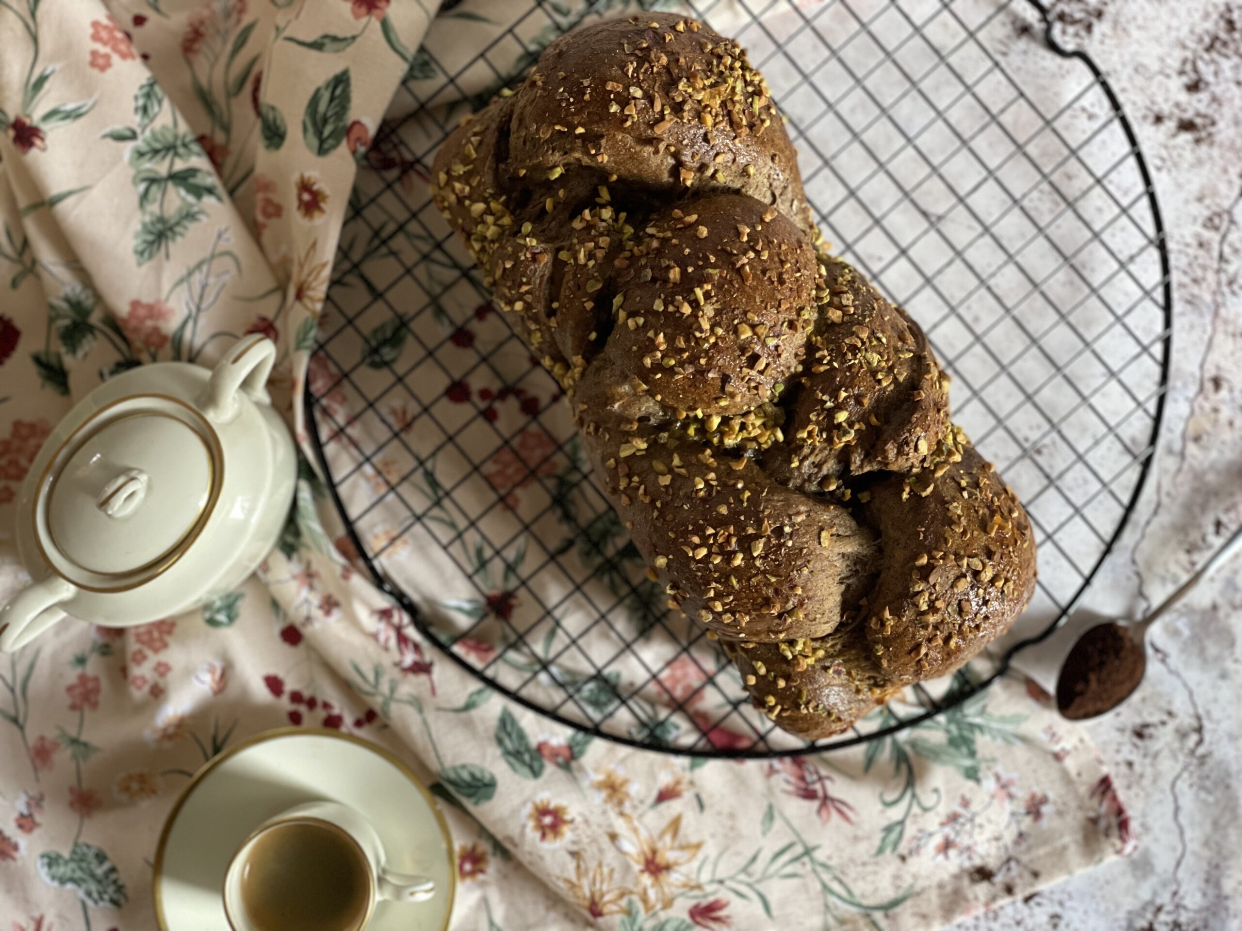 Pão brioche de café com fermento natural