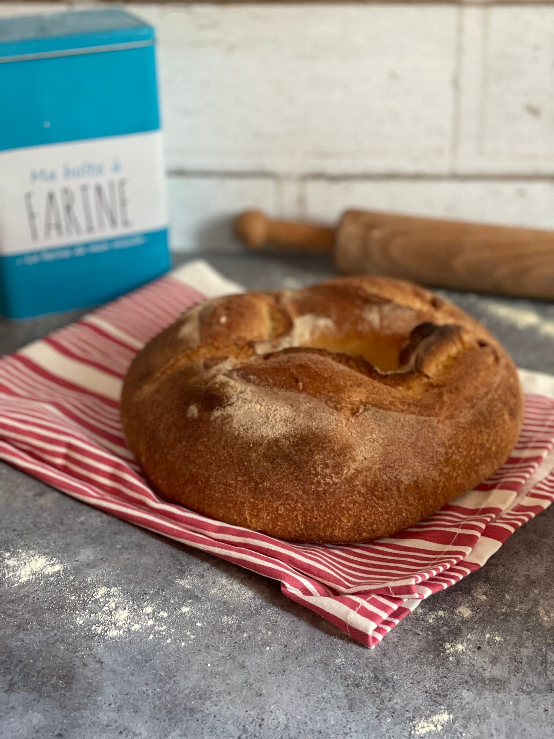 Rosca de pão com fermento natural