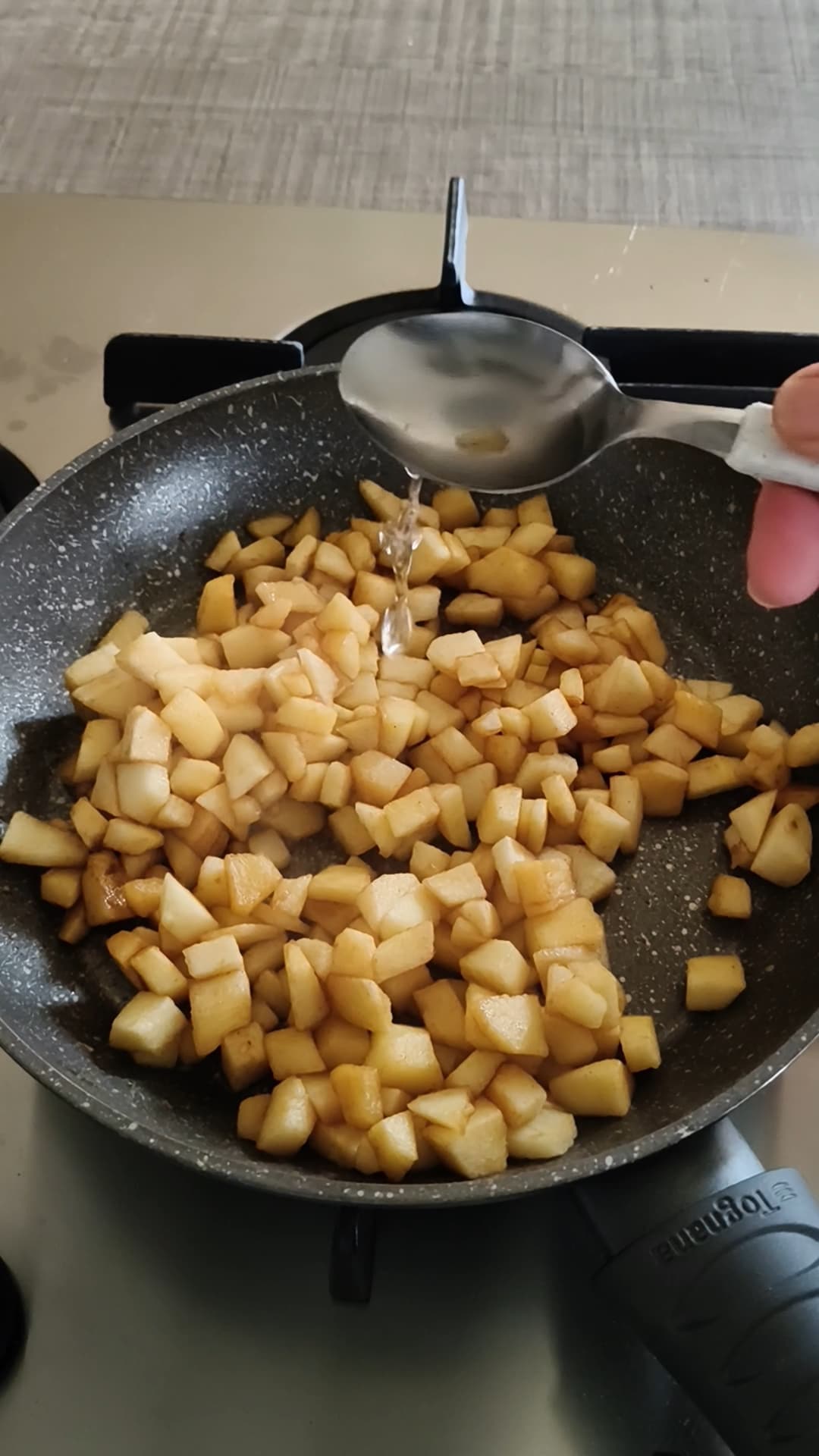 Decoração externa de biscoitos para bolo gelado