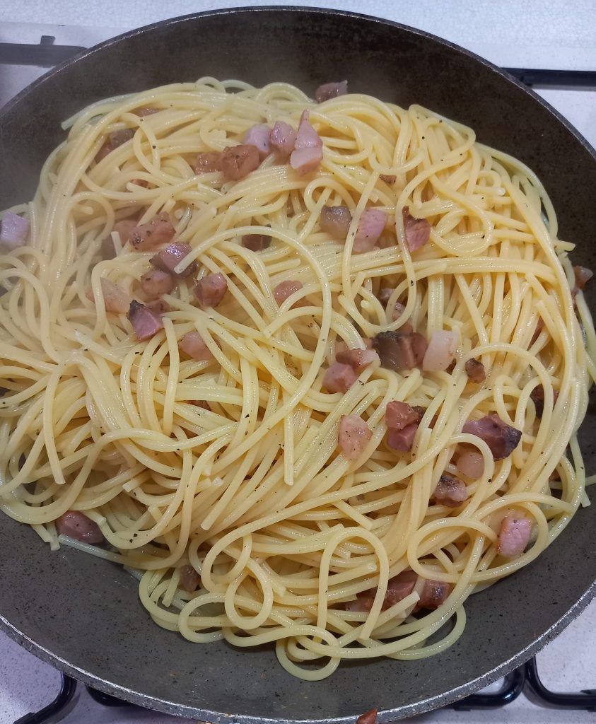 Receita de macarrão à Carbonara