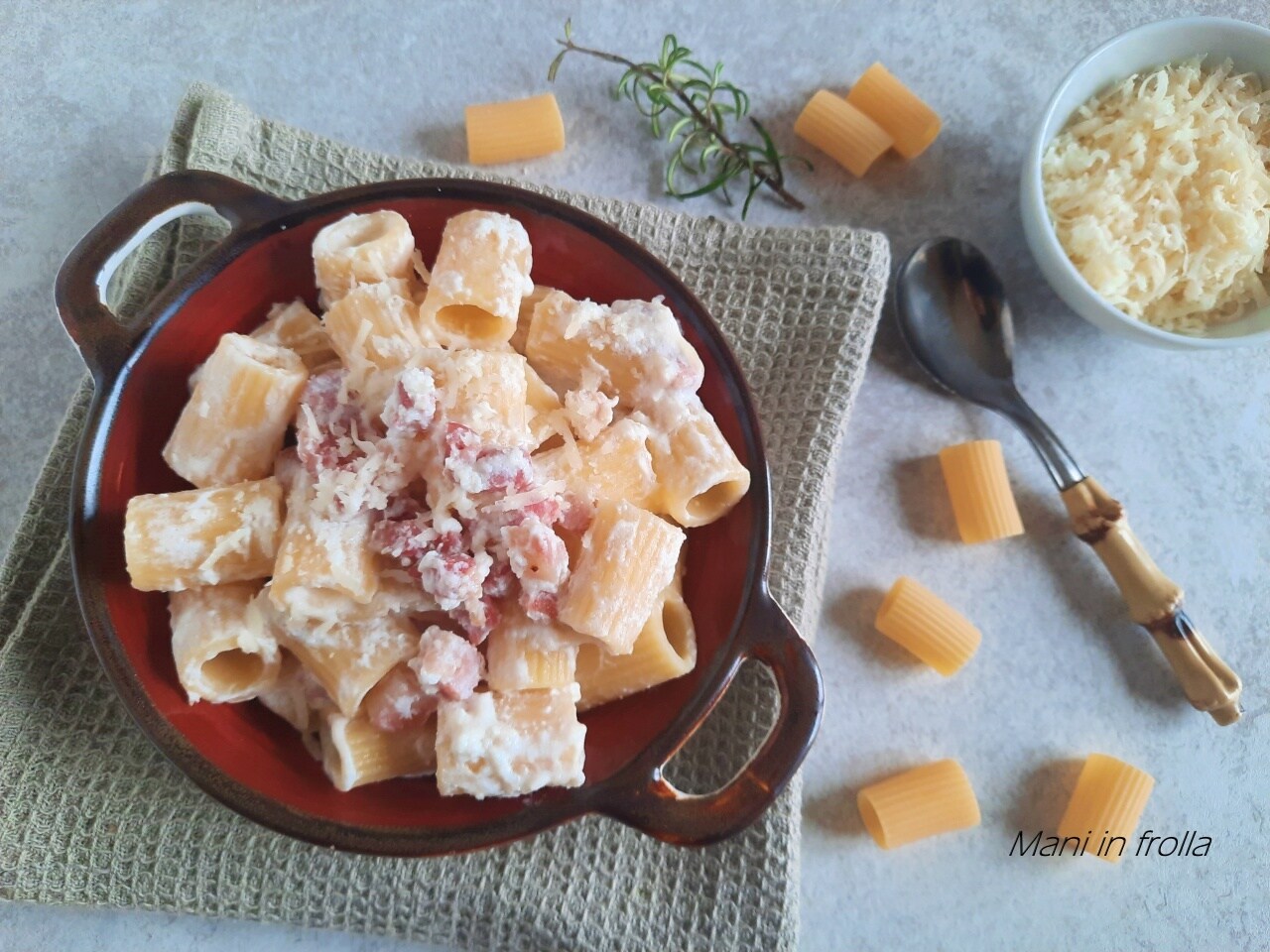 Massa com Ricota e Bacon