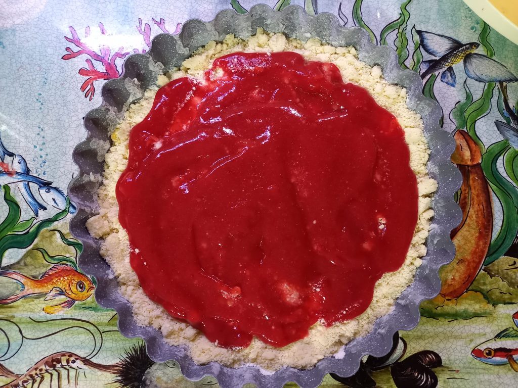 Farofa com geleia de morango