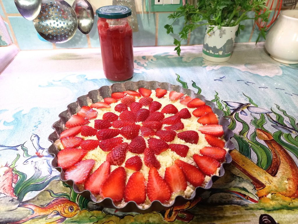 Farofa com geleia de morango