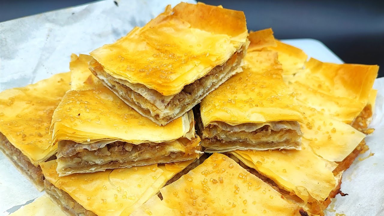Doce de massa filo com maçãs e nozes