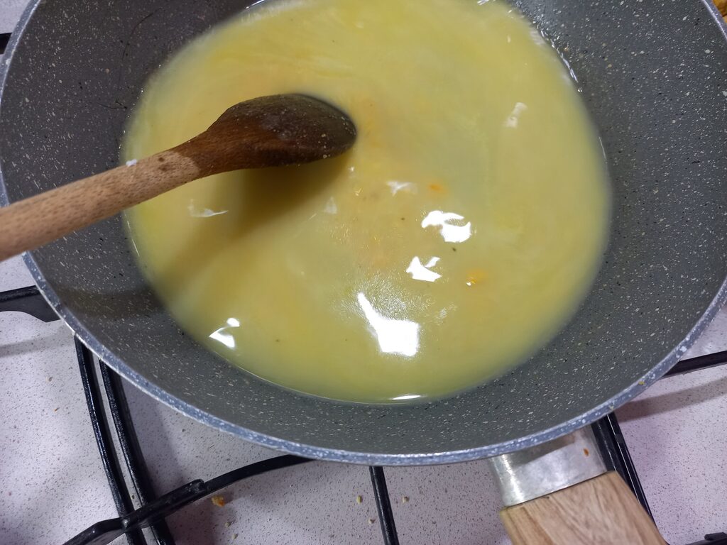 Pedacinhos de peixe com creme de tangerina