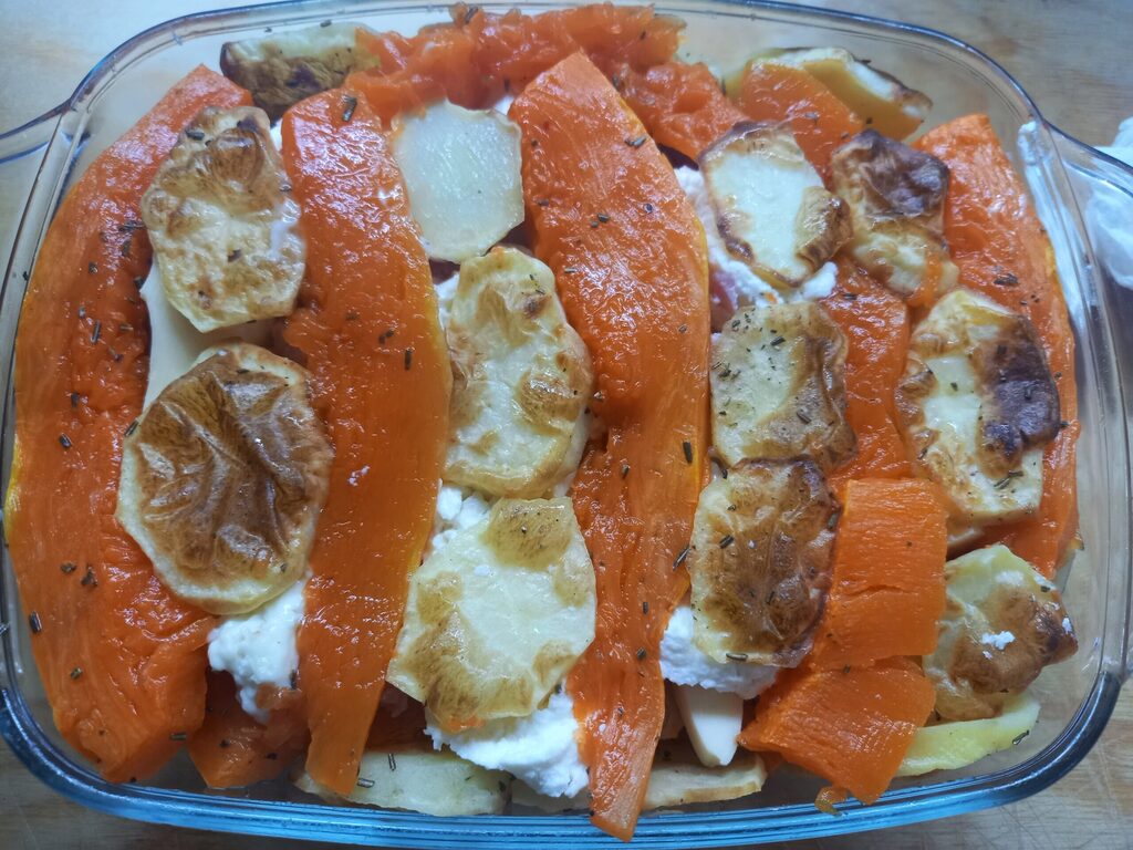 Torta de abóbora e batatas