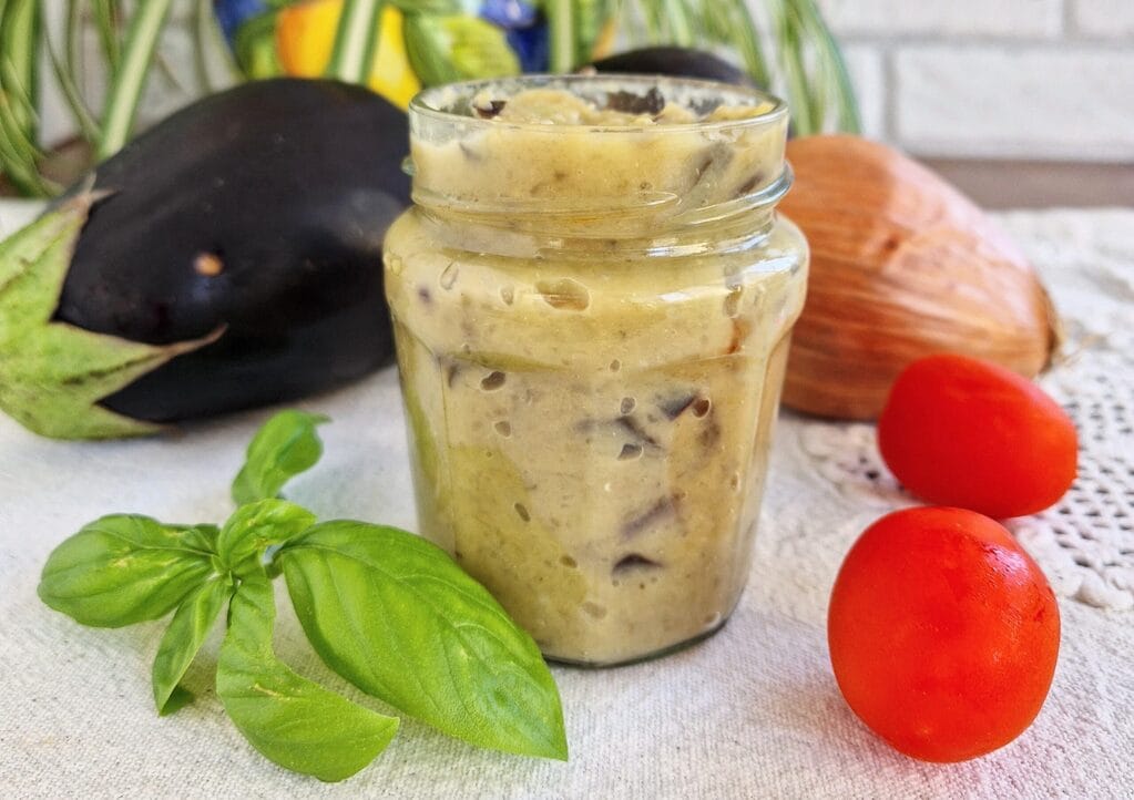 A conserva de pesto de berinjela