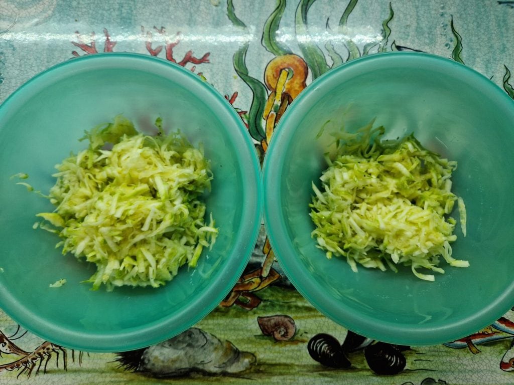 O cheesecake salgado de atum e vegetais