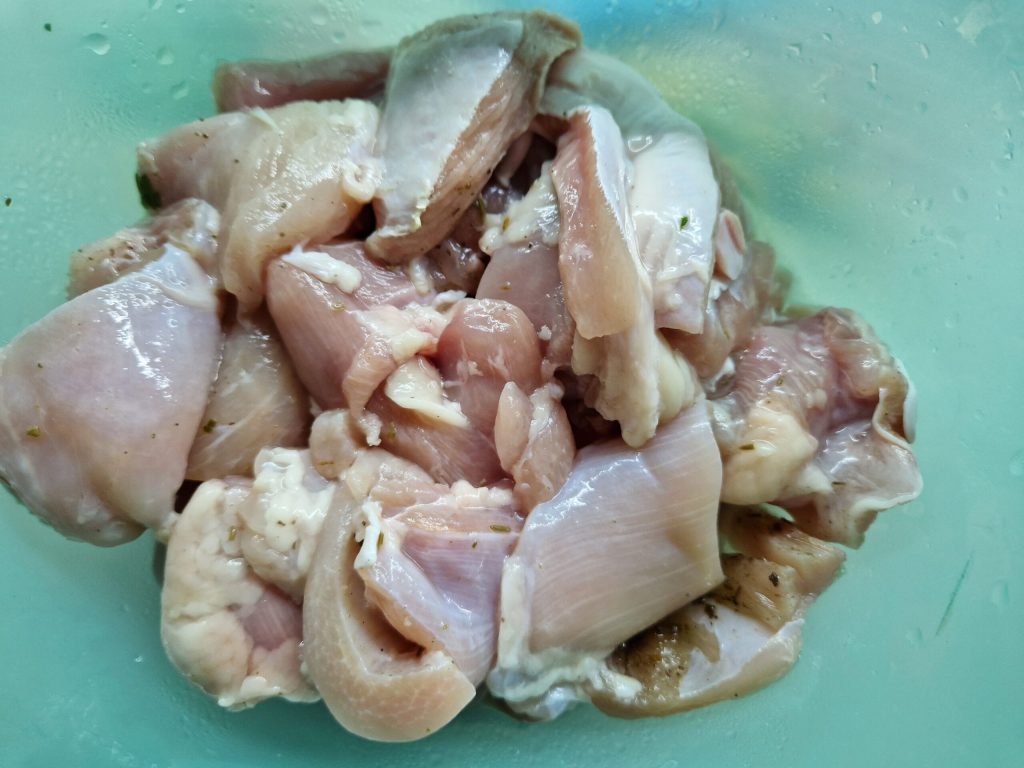 pedacinhos de frango