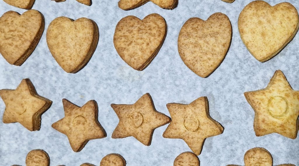 Biscoitos com confeitos de açúcar