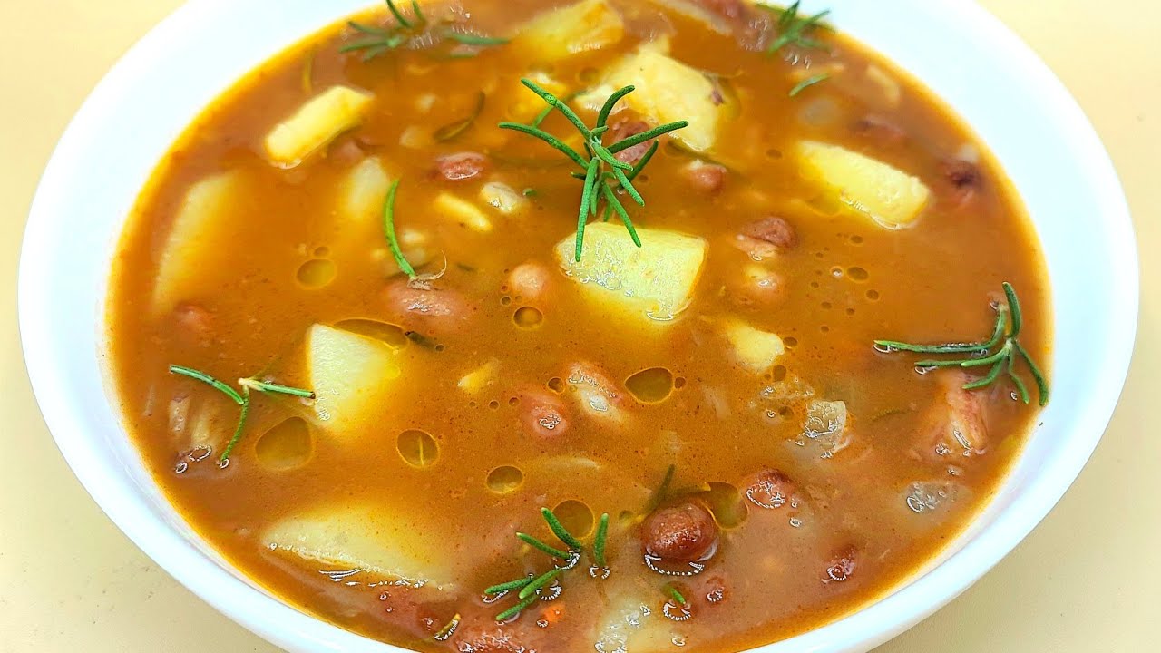 Sopa de feijão e castanhas
