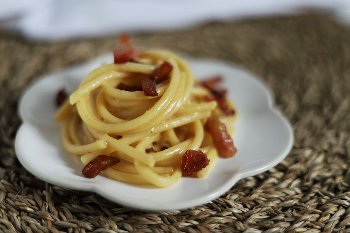 BUCATINI À CARBONARA