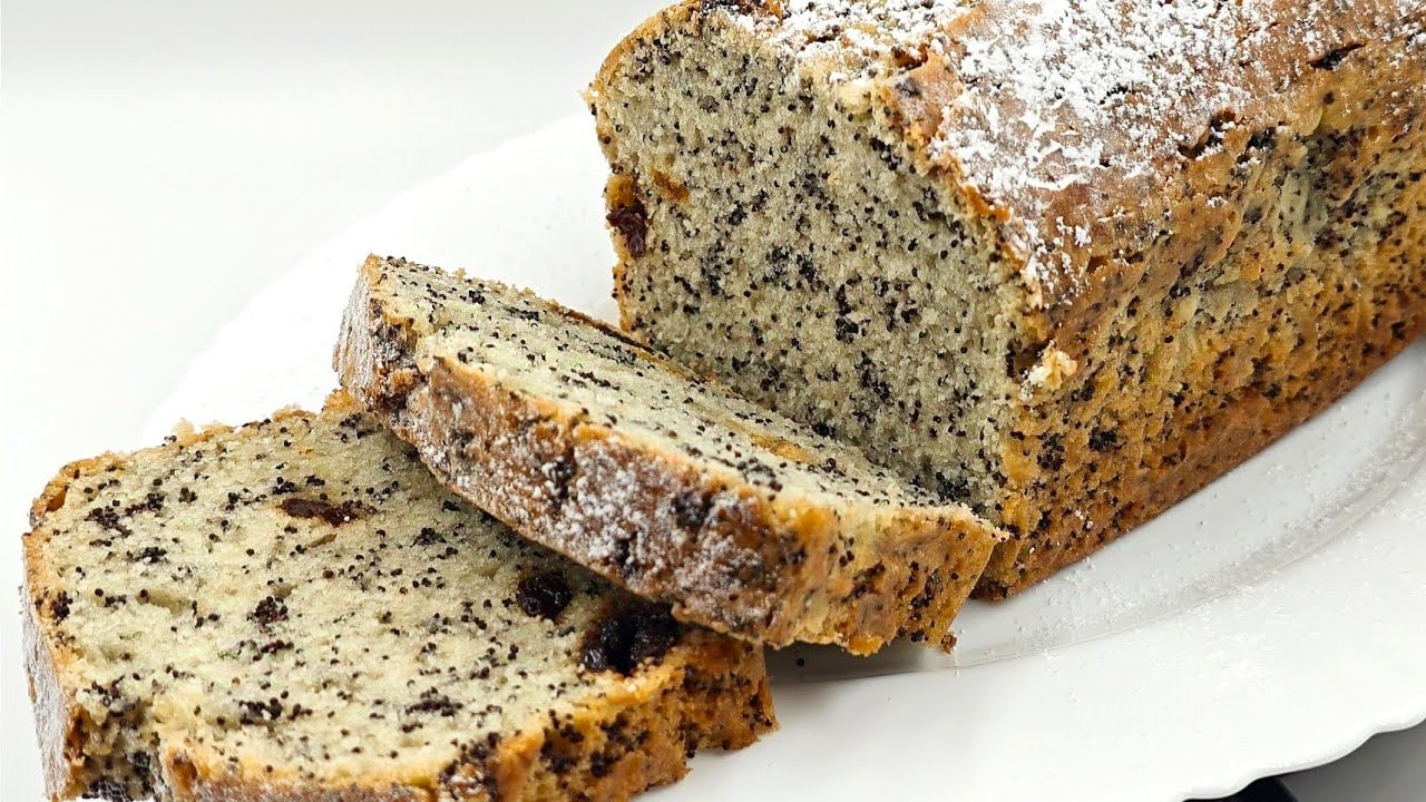 Bolo inglês vegano com sementes de papoula
