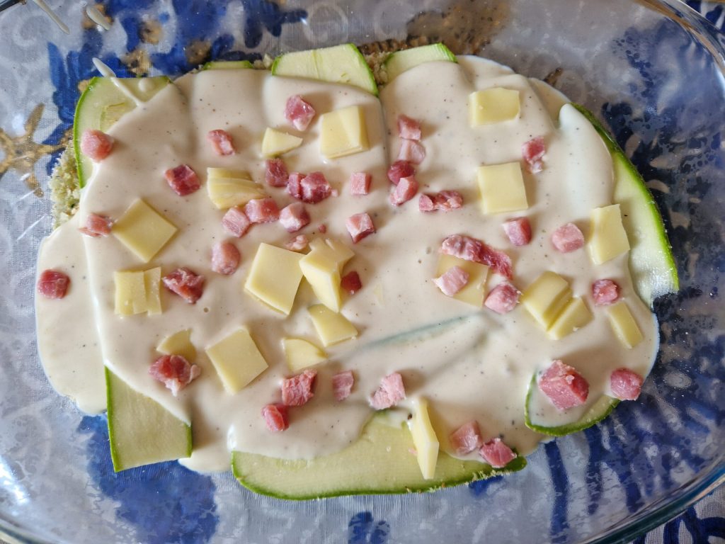 Gratin de abobrinha cremoso e irresistível