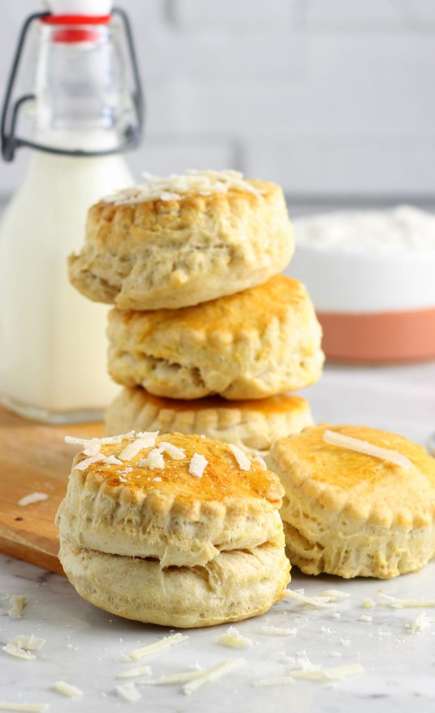 Pãezinhos biscoito com queijo