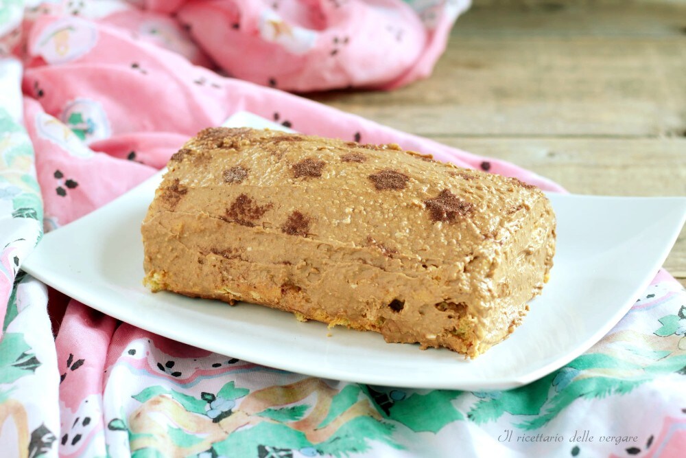 Rocambole com ricota e nutella