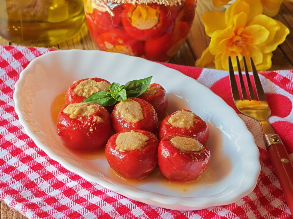 Pimentas recheadas com atum em conserva